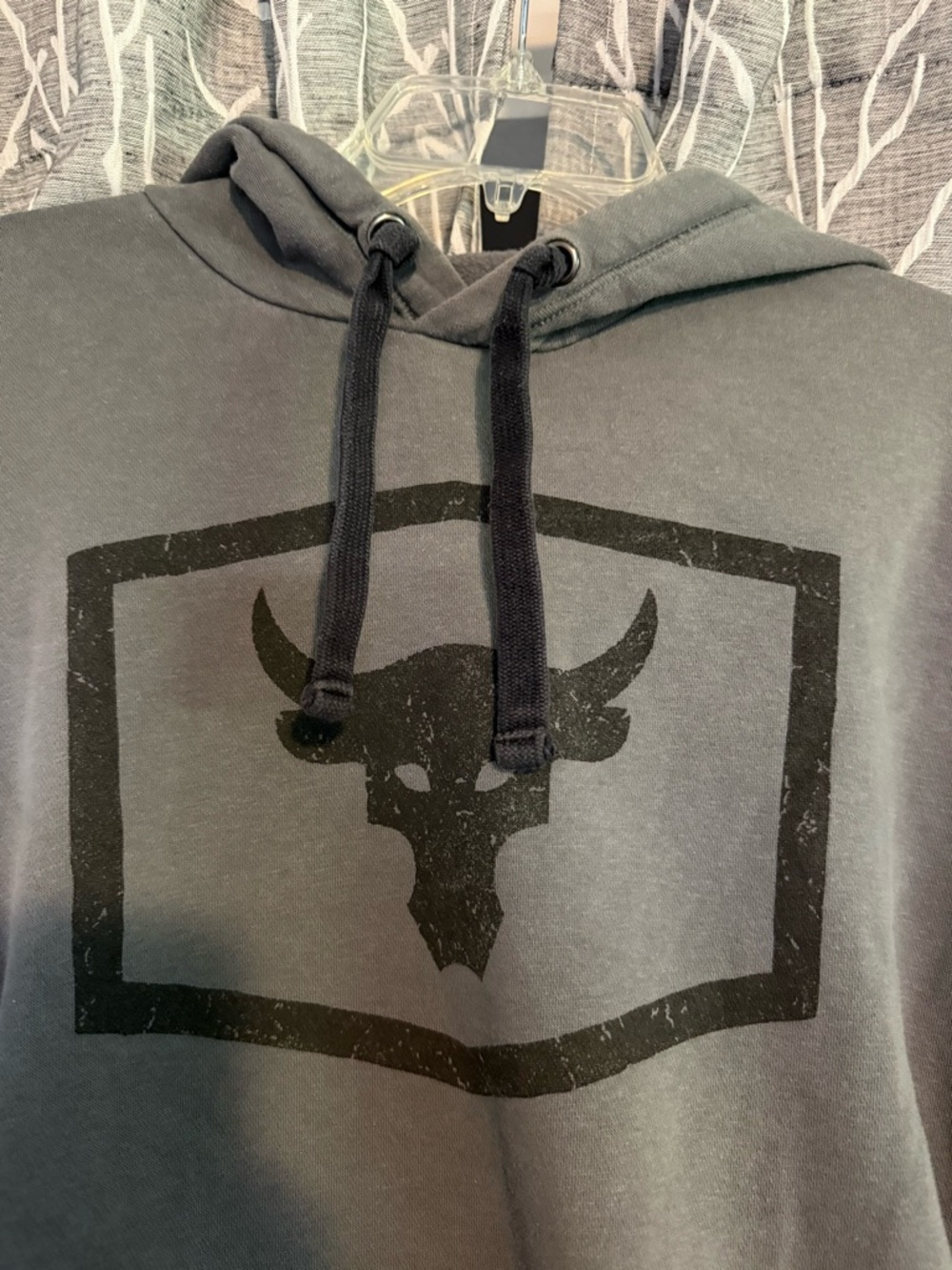 Under Armour Project Rock Men's Hooded Sweatshirt - Charcoal Gray size Large - Picture 3 of 5